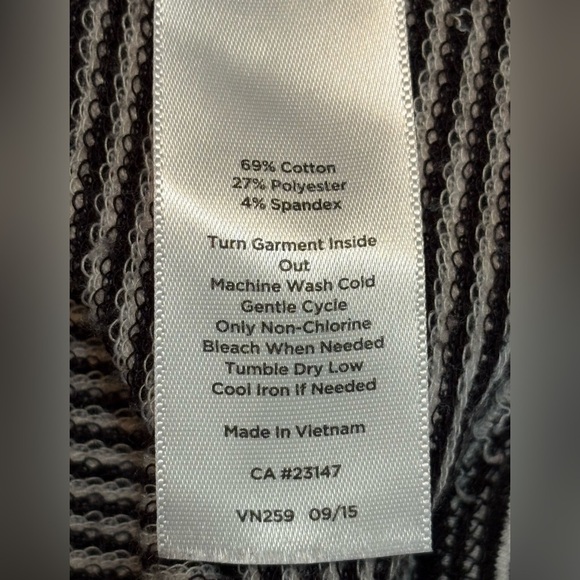 Talbots Black & White Striped Full-Zip Hoodie size Large. - Picture 7 of 11